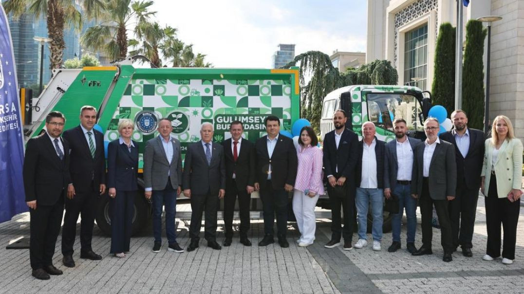 Bursa’dan Üsküp Studeniçani Belediyesi’ne çöp kamyonu desteği