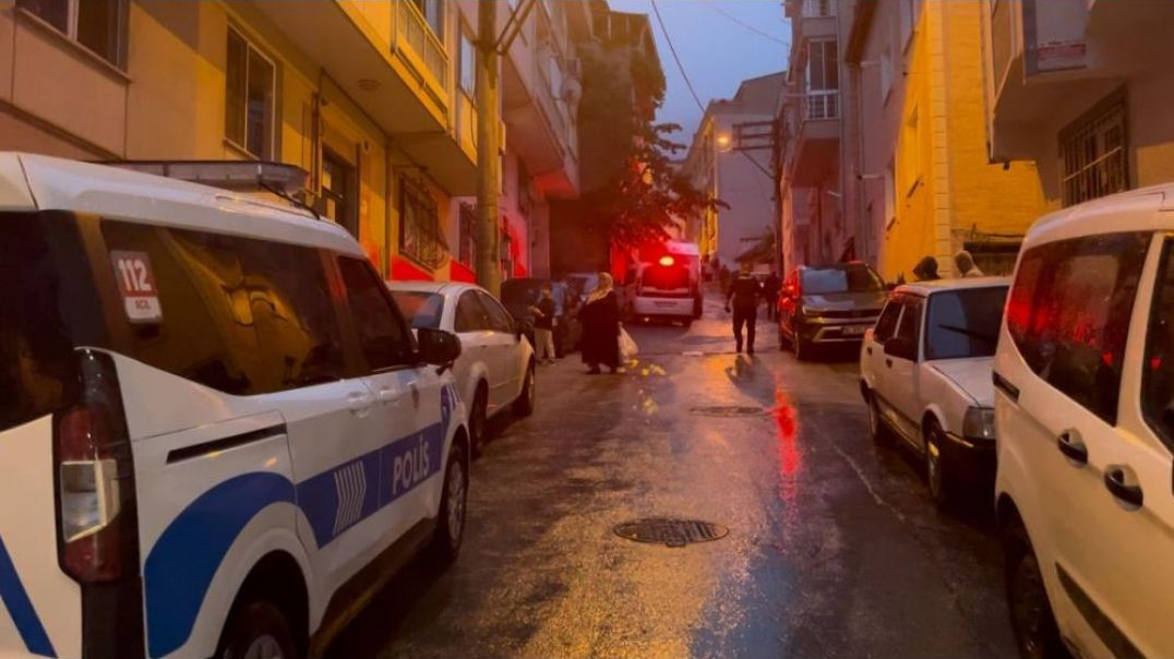Bursa'da 1 kişinin hayatını kaybettiği yangın anı kameraya yansıdı