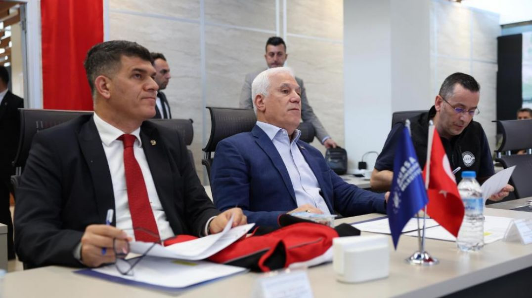 Başkan Bozbey: BURULAŞ çalışanları teklifimizden memnun... Sendikaya yasaları hatırlatmak istiyorum