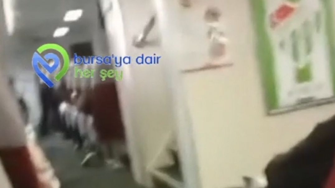 Arızalanan deniz otobüsü Armutlu sahiline yanaştı