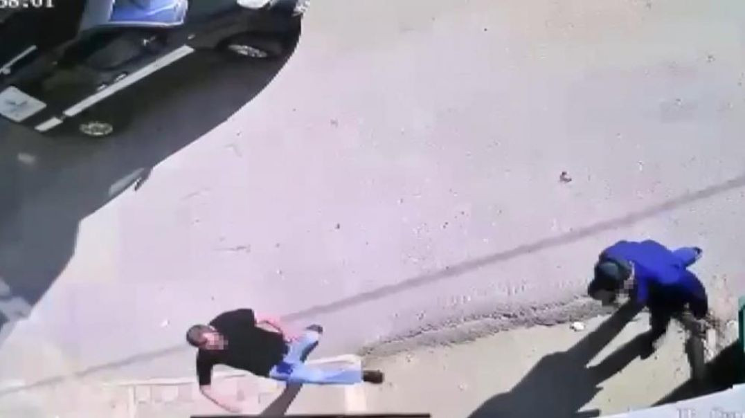 Bursa’da çöp atma tartışması palalı kavgaya dönüştü: 3 yaralı!