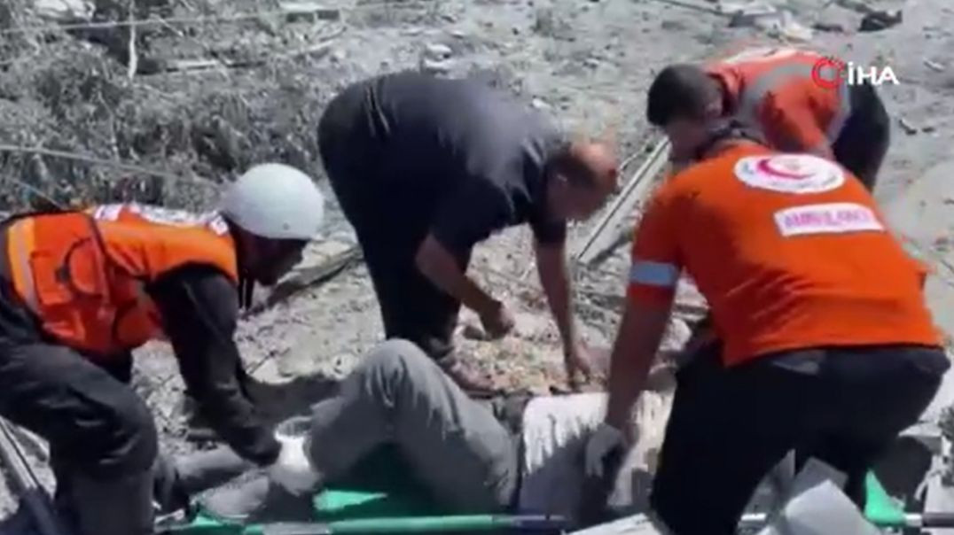 Filistinli doktor 10 çocuğundan 9'u İsrail saldırısında öldü