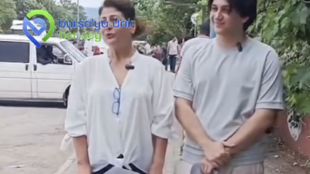 Bursa'da anne ve oğlu aynı okulda YKS heyecanı yaşadı
