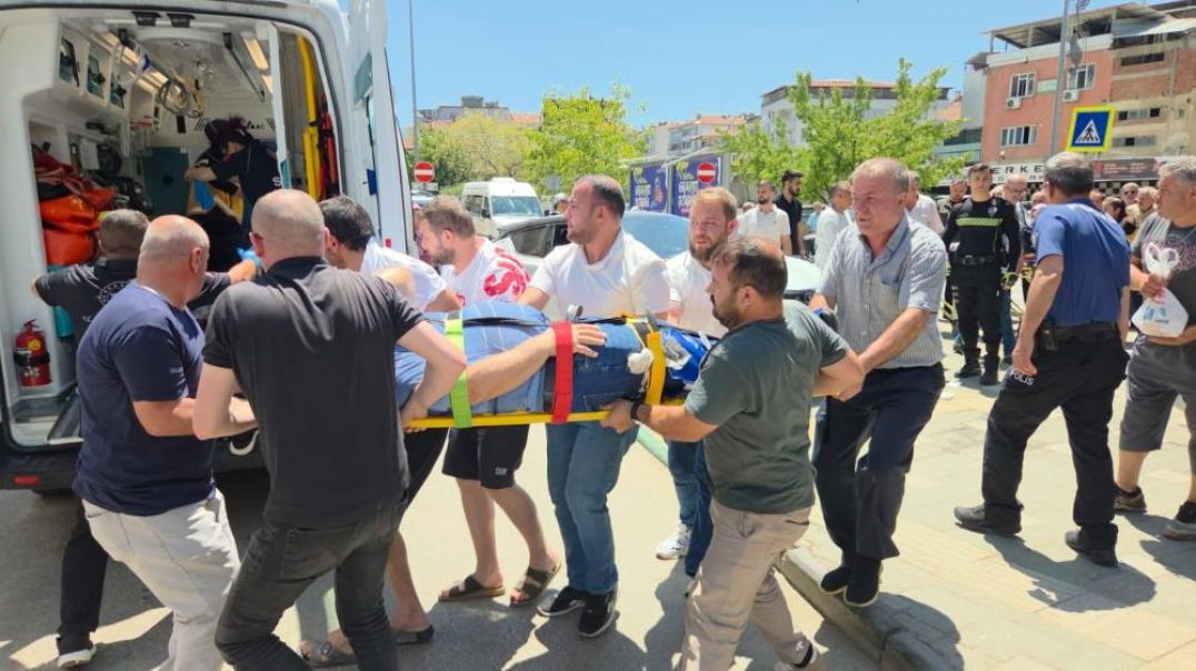 Bursa'da fren yerine gaza basınca kaldırımda ezdi geçti: 1'i ağır 2 yaralı!