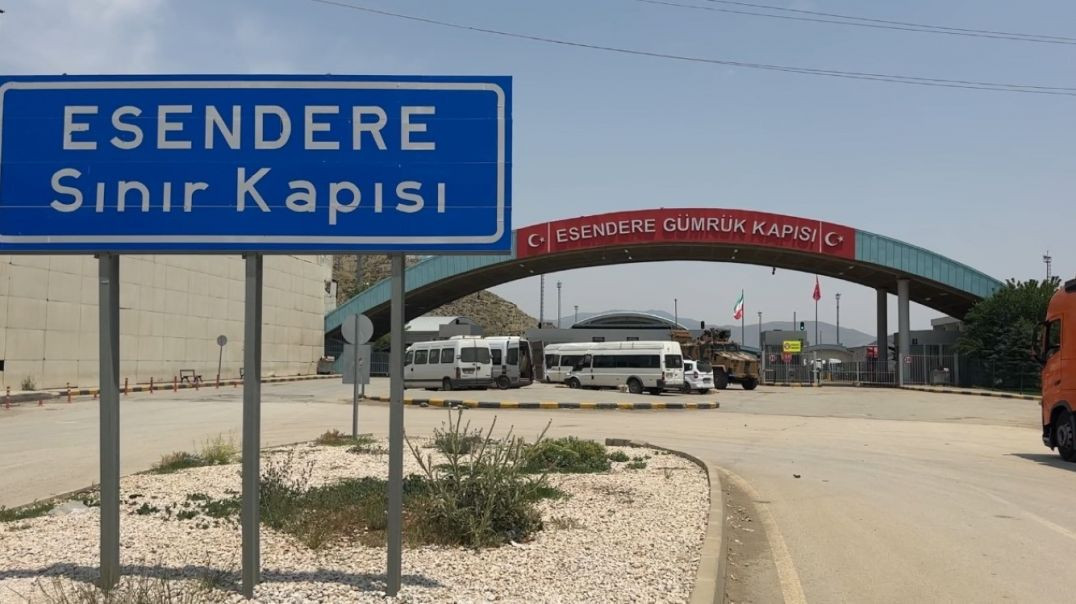İsrail'in İran saldırısı sonrası Türk vatandaşları Türkiye'ye dönüyor