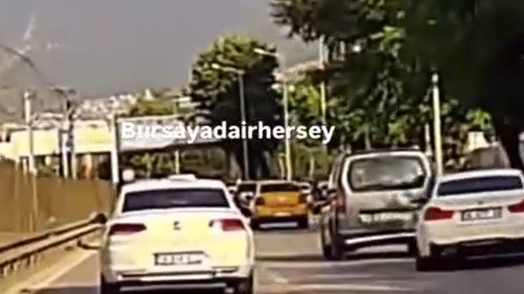 Bursa'da makas atarak resmen ölüme sürdü.. Korku dolu o anlar kamerada!