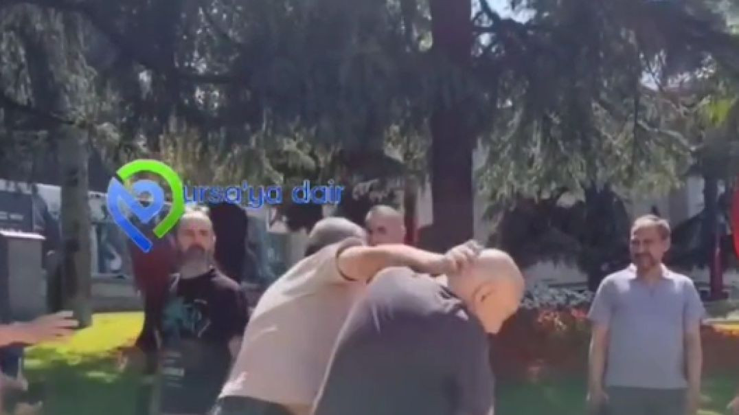 Bursa'da sözlü tartışma tokatlı kavgaya döndü