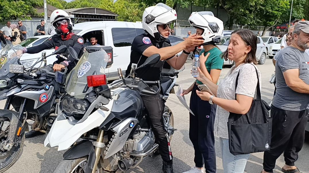 Bursa'da YKS sınavında kimlik krizi... Kimi unuttu kimi düşürdü