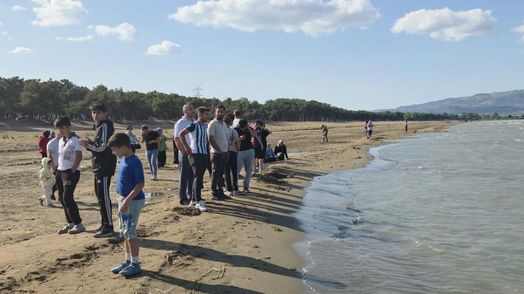 İznik Gölü'ne giren iki kuzen boğularak hayatını kaybetti