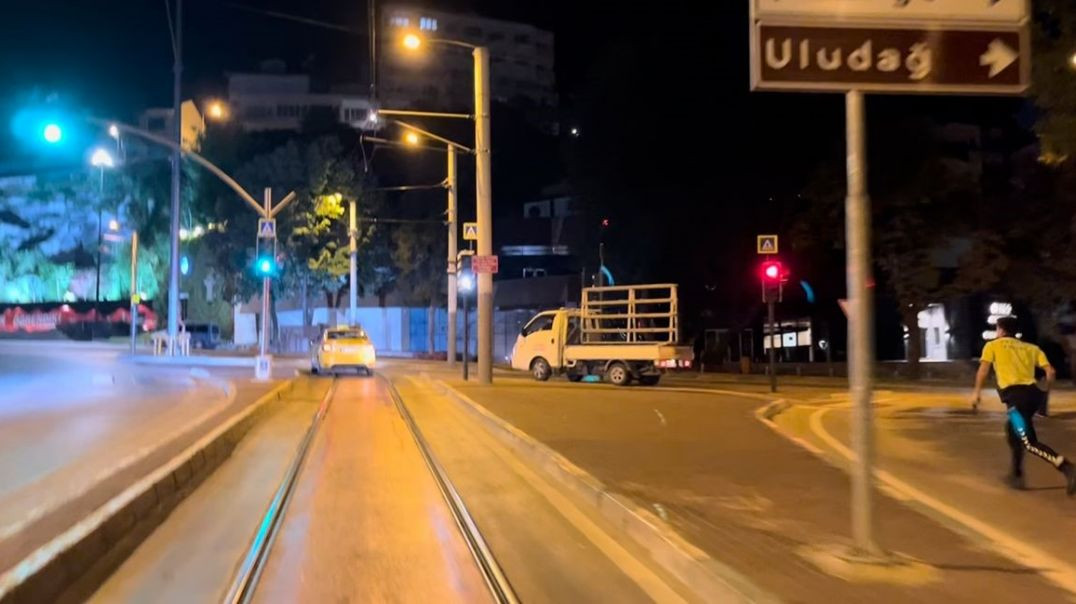 Bursa'da polisi görünce ters şeride girip kaçtı... Yakalanınca nedeni ortaya çıktı