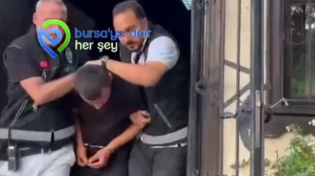 Bursa Tophane'de genç kıza bıçaklı tehdit: Darp ederek parasını aldı!