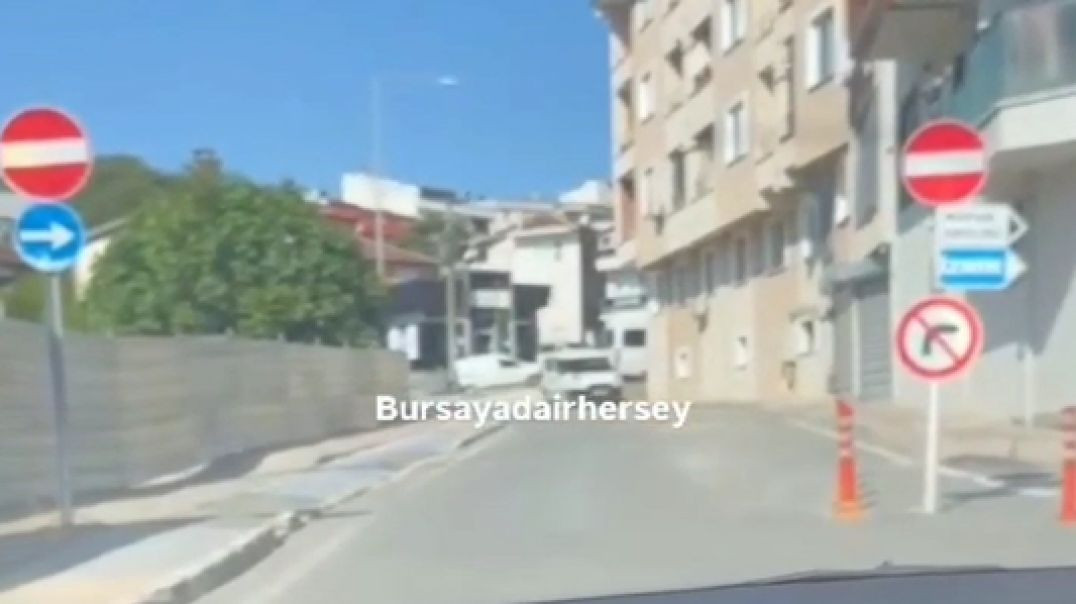 Bursa'daki bu yolda hem giriş hem dönüş yasak!