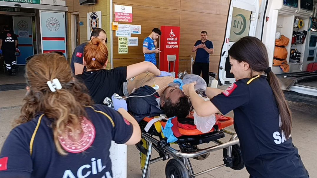 Bursa'da fabrika çatısının çökmesi sonucu 1 işçi ağır yaralandı