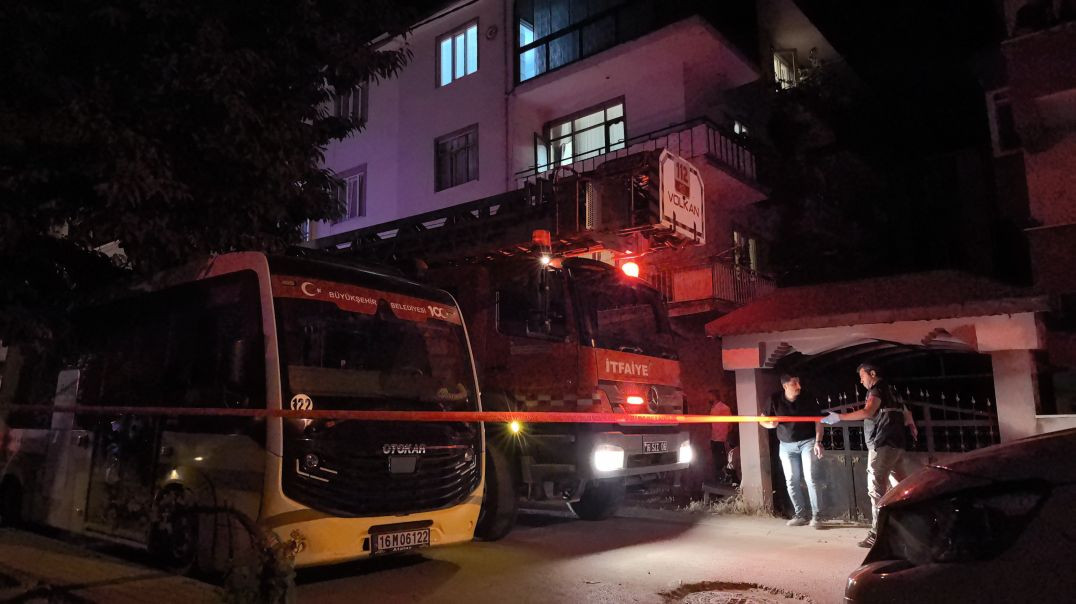 Bursa'da özel halk otobüsü şoförü eşini öldürüp intihar etti