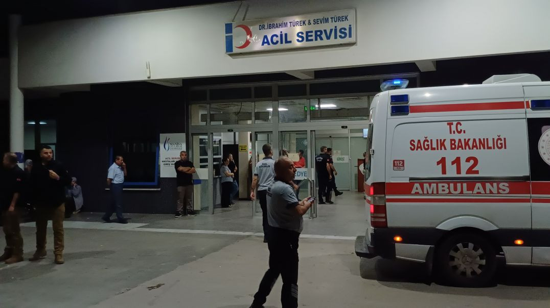 Manisa Büyükşehir Belediye Başkanı Ferdi Zeyrek elektrik çarpmasıyla hastaneye kaldırıldı