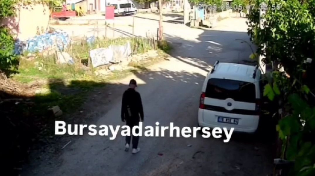 Bursa'da 2 gündür kayıp olan Burak'ın son görüntüleri ortaya çıktı
