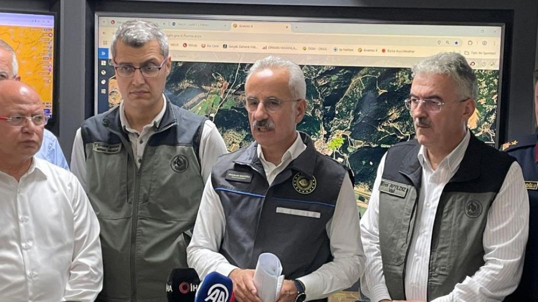 Bakan Uraloğlu Bursa'da açıkladı: "Köyler tahliye edildi, TOKİ’ye tehdit yok"
