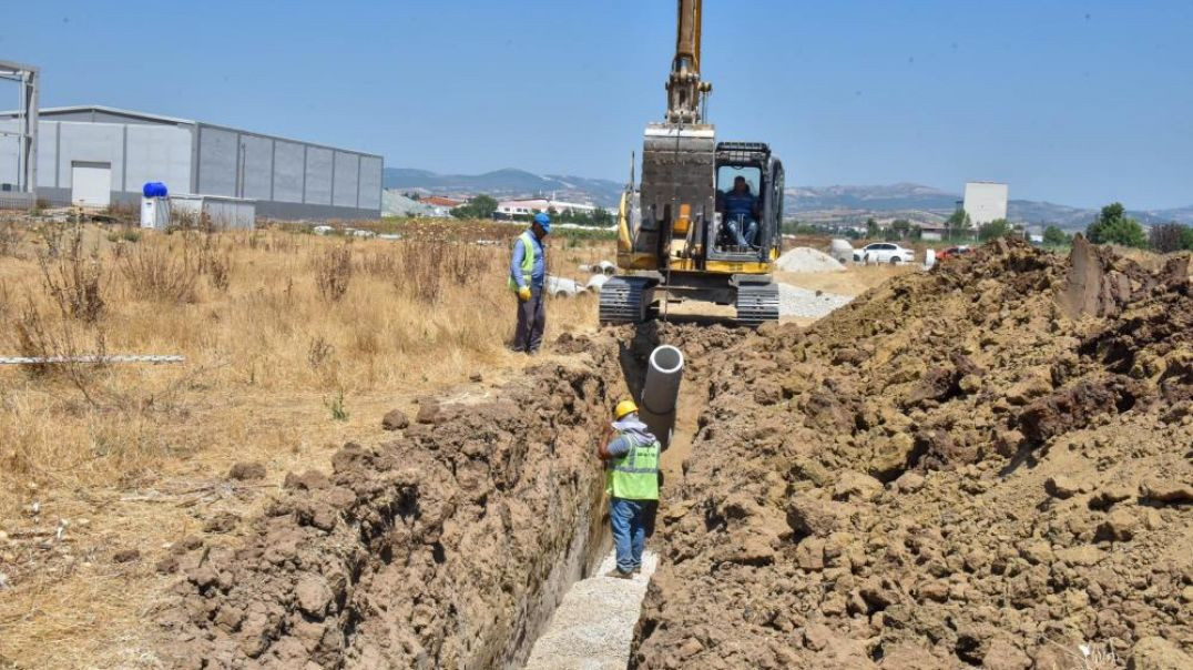 Yenişehir’in altyapısı güçleniyor: Kanalizasyon ve yağmursuyu hattı çalışmaları sürüyor
