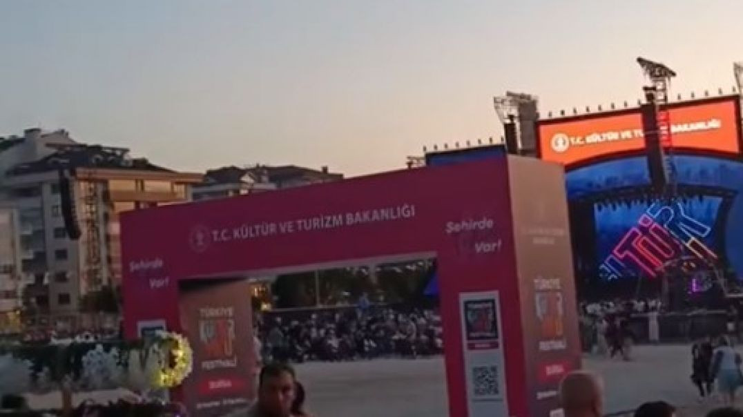 Bursa'da 'Kültür Yolu' çile yoluna döndü