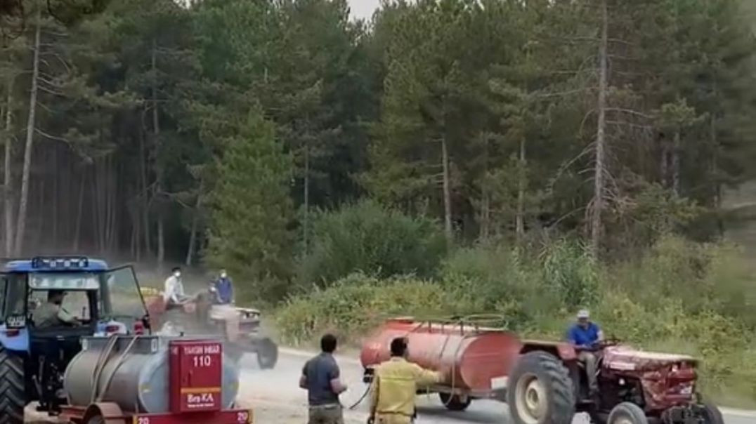 Bursa'da jant üzerinde yangına su taşıdı: “Ormanlar daha değerli” diyerek gönülleri fethetti