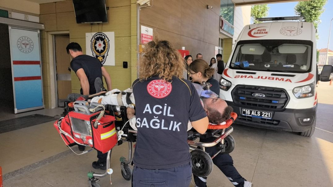 İnegöl’de fabrika çatısından düşen işçi 2 günlük yaşam savaşını kaybetti