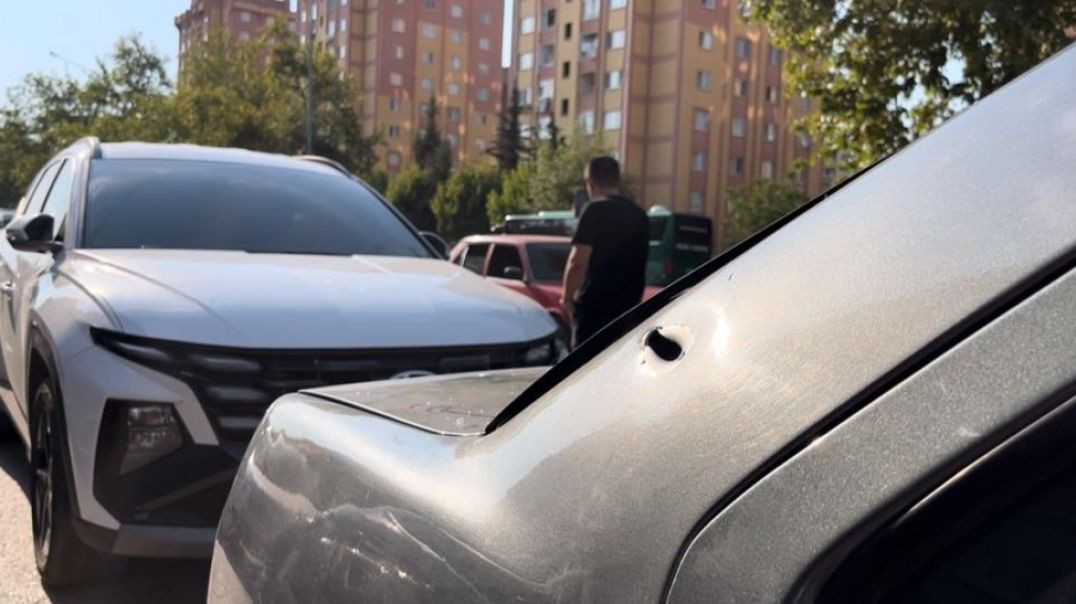 Bursa'da rastgele etrafa ateş açan şahıs korku saçtı: Mermiler araçlara isabet etti!