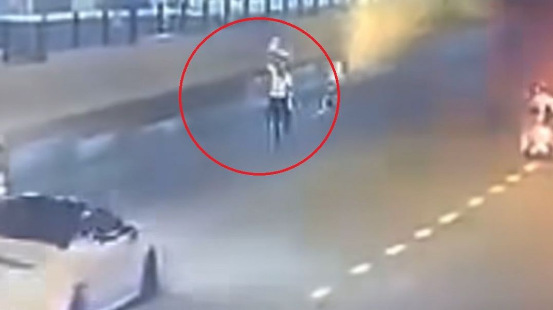 Bursa'da polisin 'dur' ihtarına uymadı... Film gibi kovalamaca kamerada!