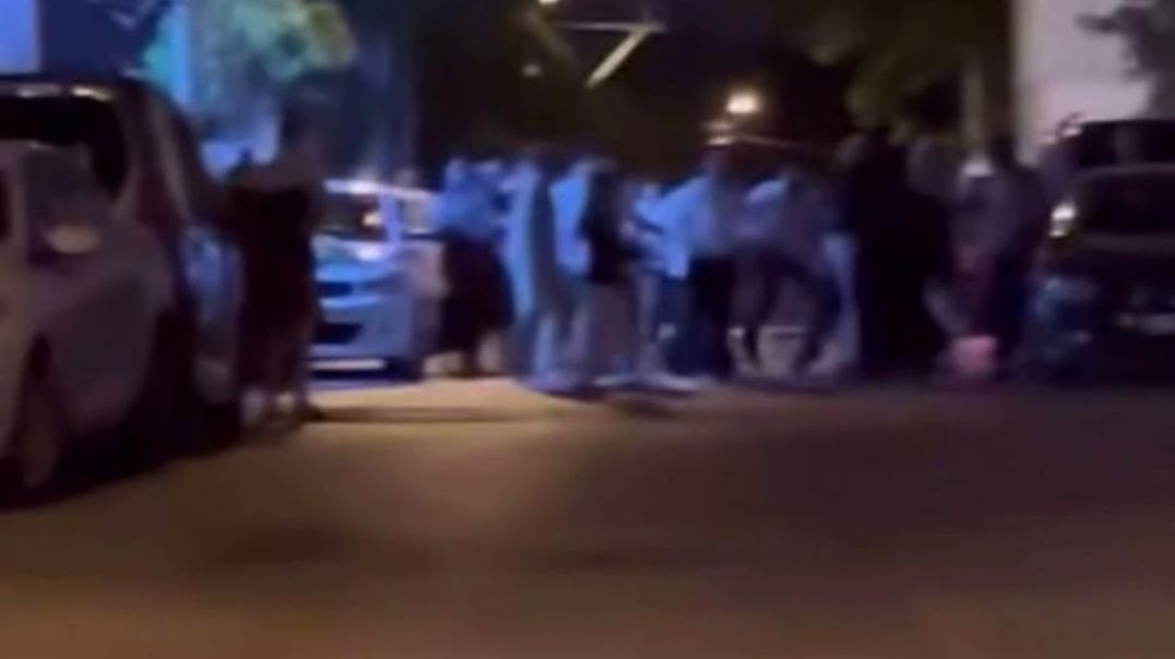 Bursa’da sokak ortasında tekme tokat kavga anları kamerada