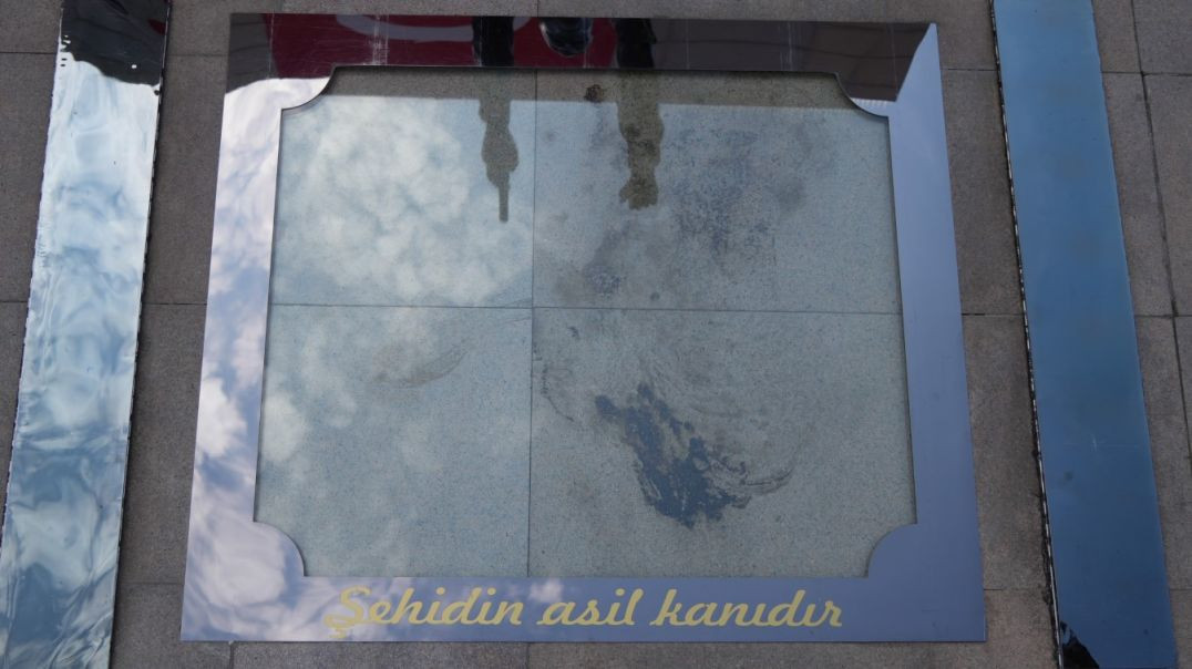 Şehit Ömer Halisdemir’in kanı darbe girişiminin sembol noktasında özel zeminle muhafaza ediliyor