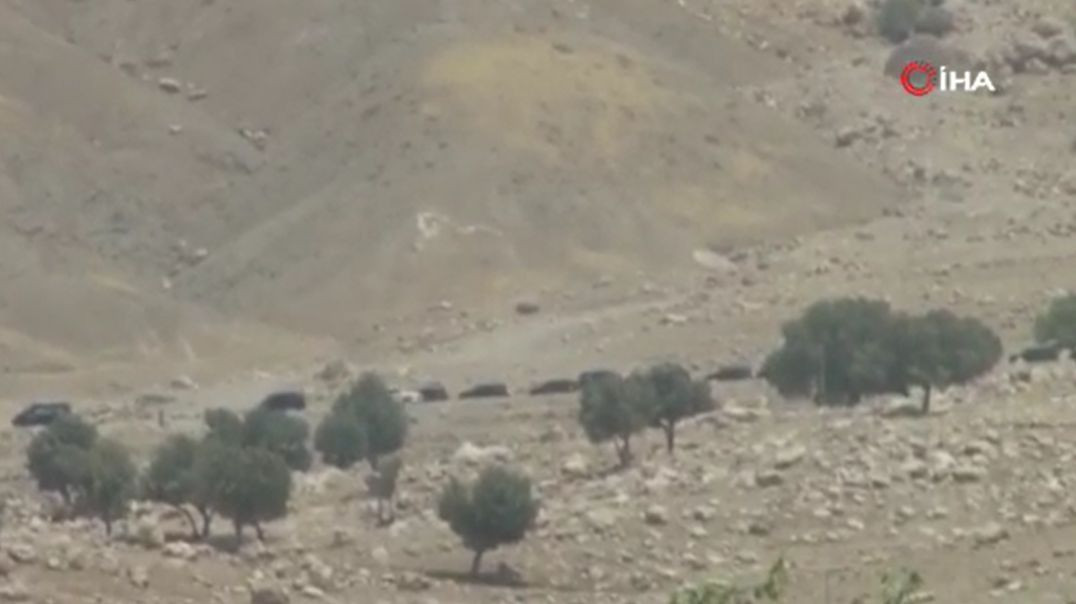 PKK silah bıraktı: 30 terörist silahlarını yaktı!