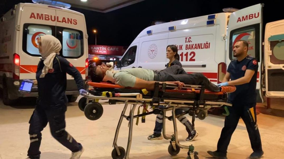Bursa'da motosiklet sürücüsü otomobile çarpması sonucu ağır yaralandı