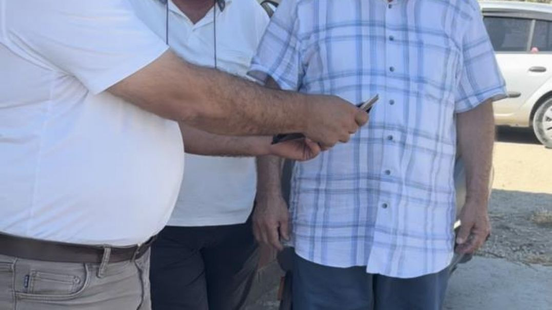 İnegöl'de otobüste bulduğu para dolu cüzdanı sahibine teslim etti