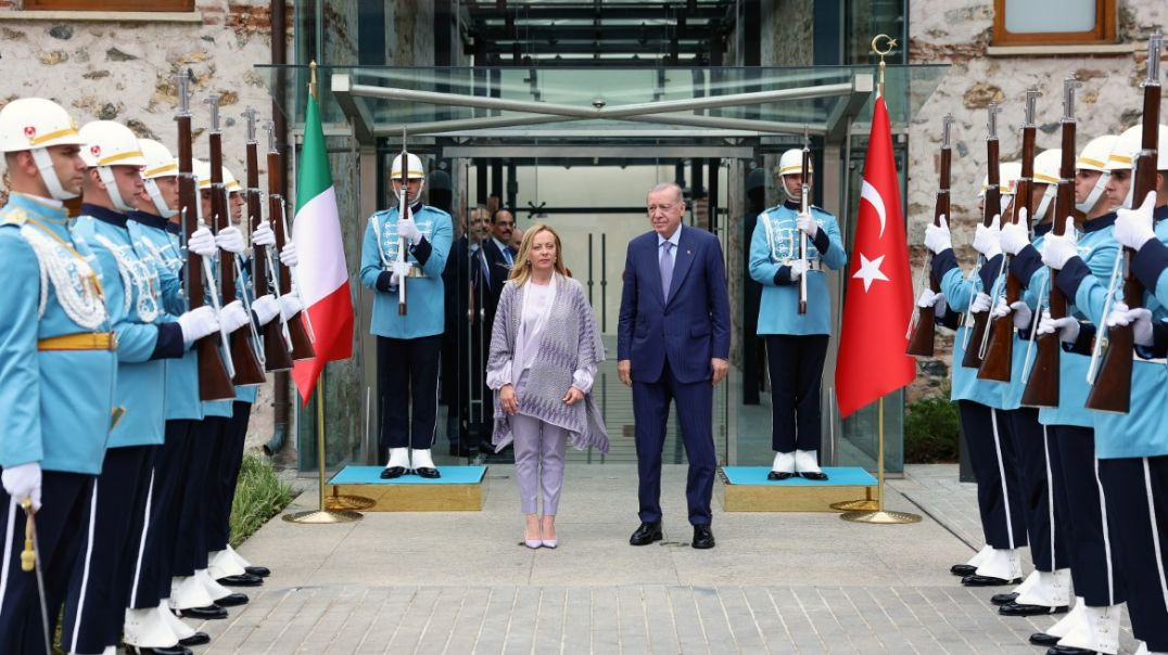 İstanbul’da üçlü zirve: Erdoğan, Meloni ve Dibeybe’den iş birliği mesajı