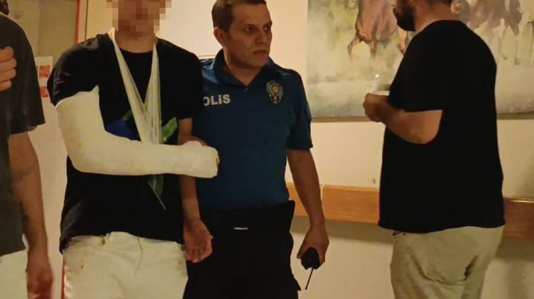 İnegöl'de kız meselesi kanlı bitti: Bıçaklanan genç hastaneye kaldırıldı
