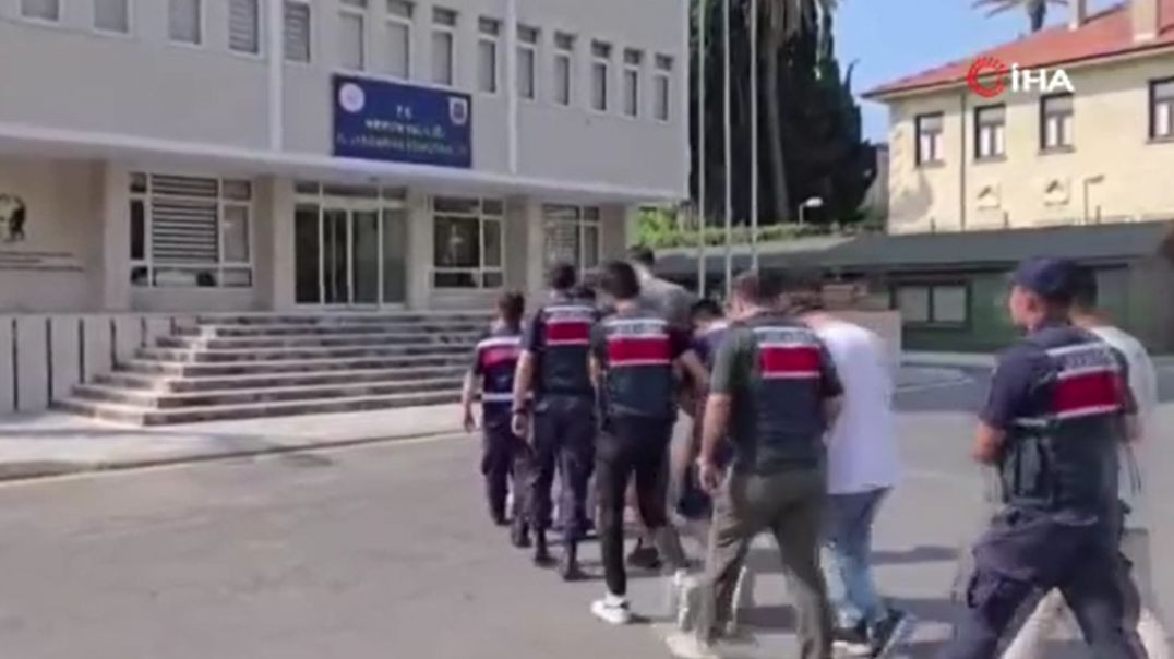 Jandarmadan Bursa dahil 6 il merkezli operasyon: 1 milyar TL’lik vurgun!